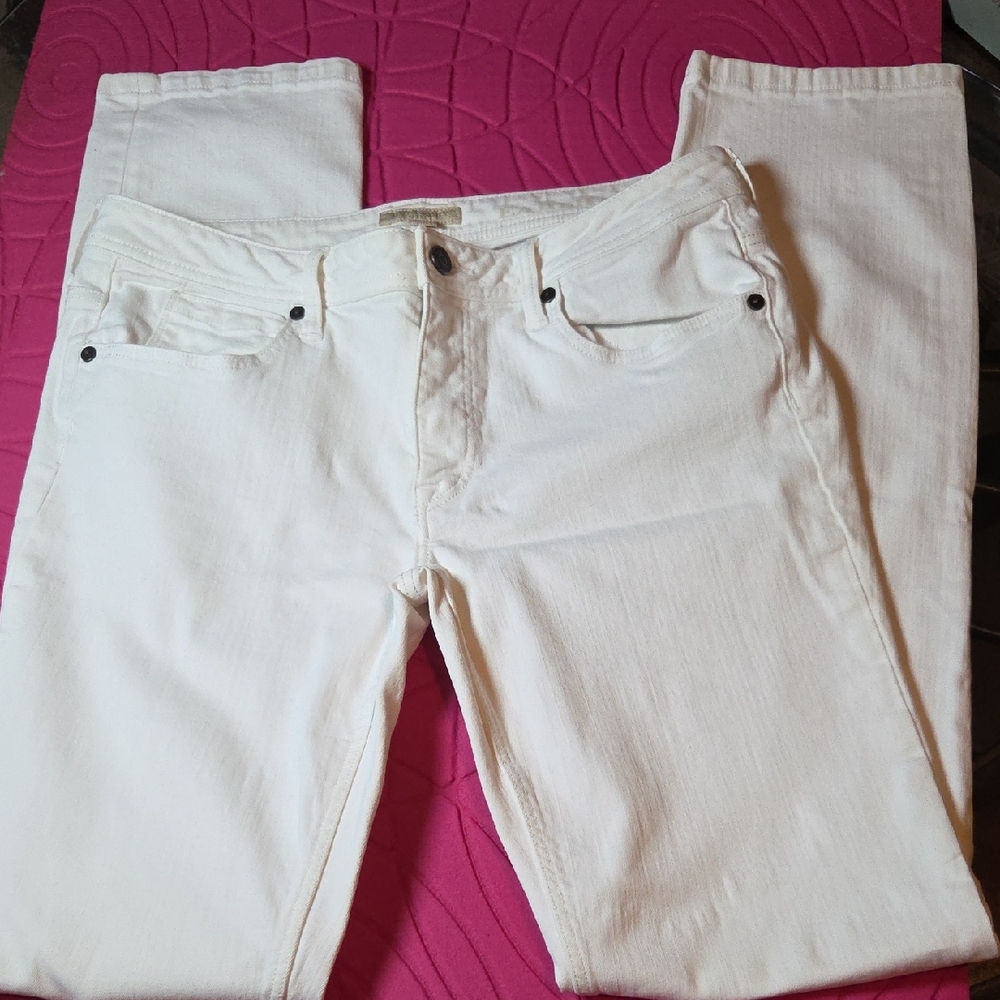 BURBERRY, EARLHAM White Straight Leg Jeans,SZ 31w.